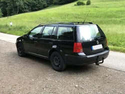 Schwarz Gebraucht 2002 VW Golf IV Kombi | 2.200 € (Fairer Preis)