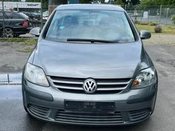 Grau Gebraucht 2005 VW Golf Plus Cross Edition Van / Kleinbus | 2.990 € (Etwas zu teuer)