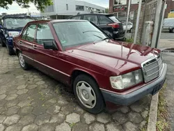 Rot Gebraucht 1989 Mercedes 190 Limousine | 2.900 €