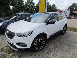 Weiß Gebraucht 2018 Opel Grandland X Innovation SUV | 15.500 € (Etwas zu teuer)
