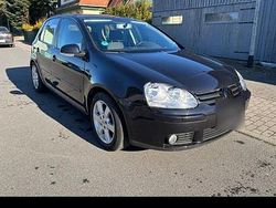 Schwarz Gebraucht 2006 VW Golf IV S Kleinwagen | 3.400 €