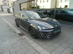 Magnetic grau Neu 2024 Cupra Leon VZ3 Kombi | 48.190 € (Teuer)