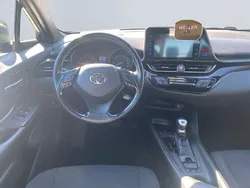 Grau Gebraucht 2018 Toyota C-HR SUV | 18.390 € (Fairer Preis)