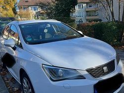 Weiß Gebraucht 2012 Seat Ibiza ST Kombi | 5.690 € (Teuer)