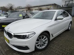 Mineralweiss metallic Gebraucht 2019 BMW 520 Sport Line Limousine | 28.990 € (Guter Preis)