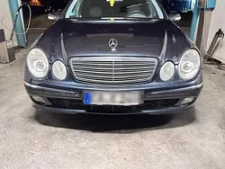 Blau Gebraucht 2002 Mercedes E240 Limousine | 1.750 € (Fairer Preis)