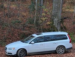 Weiß Gebraucht 2010 Volvo V70 Kombi | 2.800 € (Superpreis)