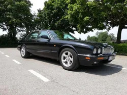 Jaguar XJ6