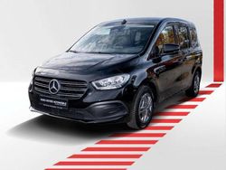 Loparitschwarz metallic Gebraucht 2024 Mercedes T180 Style Van / Kleinbus | 26.790 € (Fairer Preis)
