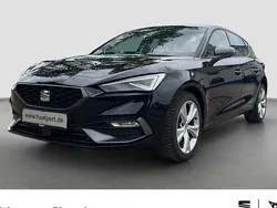 Schwarz Gebraucht 2024 Seat Leon FR Limousine | 26.425 € (Guter Preis)