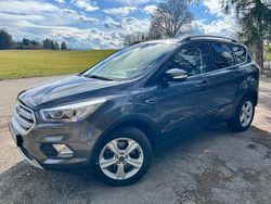 Grau Gebraucht 2018 Ford Kuga SUV | 16.799 € (Teuer)