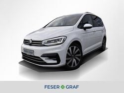 Pure white Gebraucht 2024 VW Touran R-line Van / Kleinbus | 31.890 € (Superpreis)