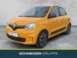 Gelb Gebraucht 2021 Renault Twingo SE Kleinwagen | 10.490 € (Fairer Preis)