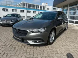 Grau Gebraucht 2018 Opel Insignia Edition Kombi | 13.900 € (Fairer Preis)