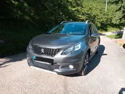Grau Gebraucht 2018 Peugeot 2008 Allure SUV | 10.200 € (Fairer Preis)