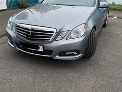 Silber Gebraucht 2009 Mercedes E500 Avantgarde Limousine | 17.990 € (Fairer Preis)