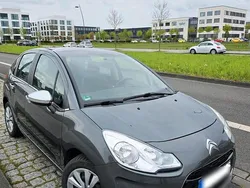 Grau Gebraucht 2012 Citroën C3 Kleinwagen | 3.200 €
