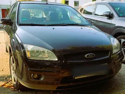 Schwarz Gebraucht 2007 Ford Focus Ambiente Kombi | 1.200 € (Guter Preis)