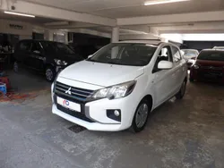 Weiß Gebraucht 2020 Mitsubishi Space Star Diamant Edition Kleinwagen | 8.750 € (Fairer Preis)