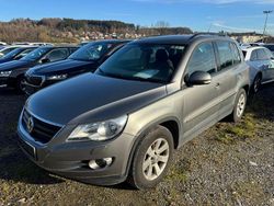 Grau Gebraucht 2008 VW Tiguan Track & Field SUV | 3.350 € (Etwas zu teuer)