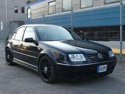 Schwarz Gebraucht 2002 VW Bora R Limousine | 7.000 €