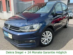 Blau Gebraucht 2019 VW Touran Van / Kleinbus | 11.450 € (Fairer Preis)