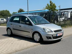 Silber Gebraucht 2007 Ford Fiesta Fun X Kleinwagen | 1.200 € (Guter Preis)
