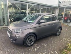 Grau Gebraucht 2021 Fiat 500e Kleinwagen | 15.497 €