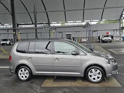 Braun Gebraucht 2011 VW Touran Van / Kleinbus | 8.250 € (Fairer Preis)