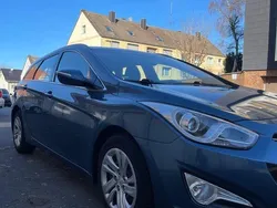 Blau Gebraucht 2013 Hyundai i40 Edition Kombi | 6.999 € (Fairer Preis)