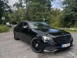 Schwarz Gebraucht 2020 Mercedes E200 Limousine | 19.500 € (Fairer Preis)