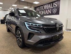 Grau Gebraucht 2025 Renault Austral Techno SUV | 28.490 € (Superpreis)