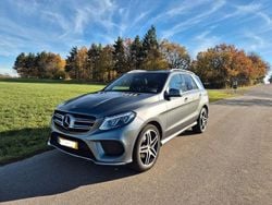 Grau Gebraucht 2017 Mercedes GLE250 AMG SUV | 38.900 € (Teuer)