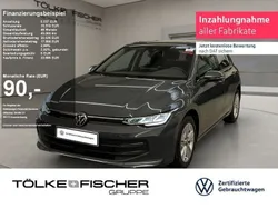 Grau Gebraucht 2024 VW Golf VIII Life Limousine | 22.995 € (Guter Preis)