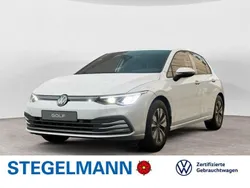 Weiß Gebraucht 2024 VW Golf VIII Move Limousine | 21.310 € (Superpreis)
