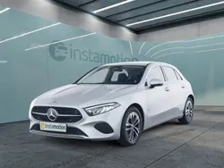 Silber Gebraucht 2024 Mercedes A180 Advanced Limousine | 28.300 € (Fairer Preis)