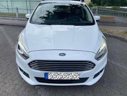 Gebraucht 2016 Ford S-MAX Titanium Van / Kleinbus | 15.800 € (Fairer Preis)