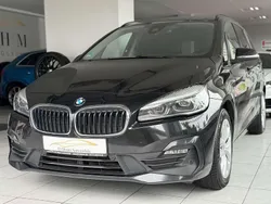 Saphirschwarz Gebraucht 2019 BMW 218 Van / Kleinbus | 11.490 € (Guter Preis)