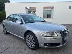 Silber Gebraucht 2006 Audi A8 Comfort Limousine | 6.500 € (Guter Preis)
