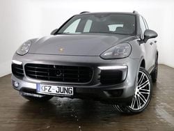 Grau Gebraucht 2016 Porsche Cayenne S SUV | 34.990 € (Fairer Preis)