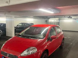 Rot Gebraucht 2009 Fiat Grande Punto Dynamic Kleinwagen | 2.100 € (Fairer Preis)