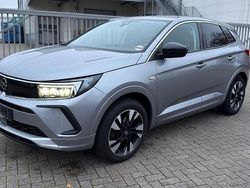 Grau Gebraucht 2022 Opel Grandland X SUV | 14.999 € (Etwas zu teuer)