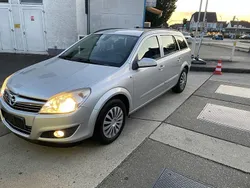 Silber Gebraucht 2007 Opel Astra Kombi | 1.950 € (Fairer Preis)