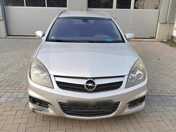 Silber Gebraucht 2009 Opel Vectra Kombi | 1.800 € (Fairer Preis)