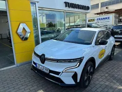 Gletscherweiss Gebraucht 2023 Renault Mégane Equilibre Limousine | 29.990 € (Superpreis)