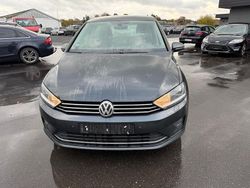 Grau Gebraucht 2017 VW Golf Sportsvan Allstar Van / Kleinbus | 7.000 €