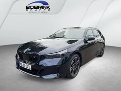 Schwarz Gebraucht 2025 BMW i5 M Sport Limousine | 74.460 €