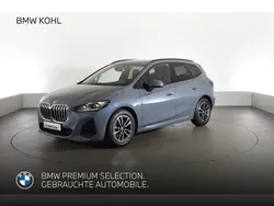 Grau Gebraucht 2024 BMW 220 Active Tourer M Sport Van / Kleinbus | 39.890 €