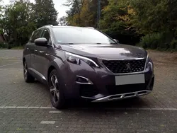 Grau Gebraucht 2017 Peugeot 5008 Allure Van / Kleinbus | 16.500 € (Guter Preis)