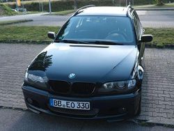 Schwarz Gebraucht 2003 BMW 330 Sport Line Kombi | 6.400 € (Etwas zu teuer)